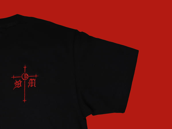 Black “ rojo “ Tee