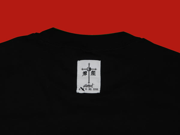 Black “ rojo “ Tee